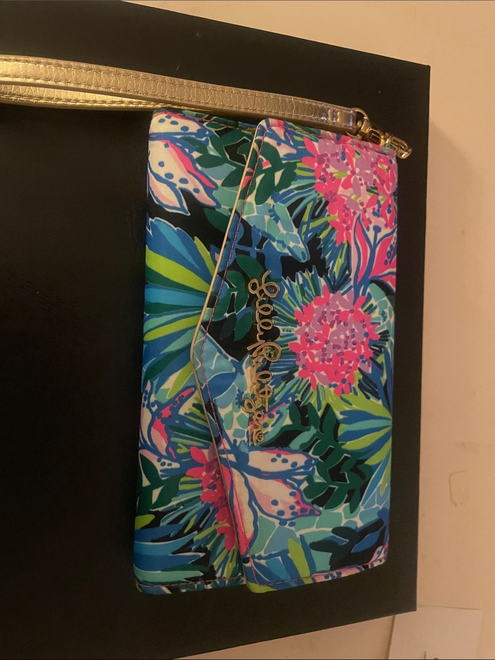 Lilly Pulitzer Tropical Floral Wristlet Clutch in Blue, Pink, Green and Gold - Picture 2 of 3